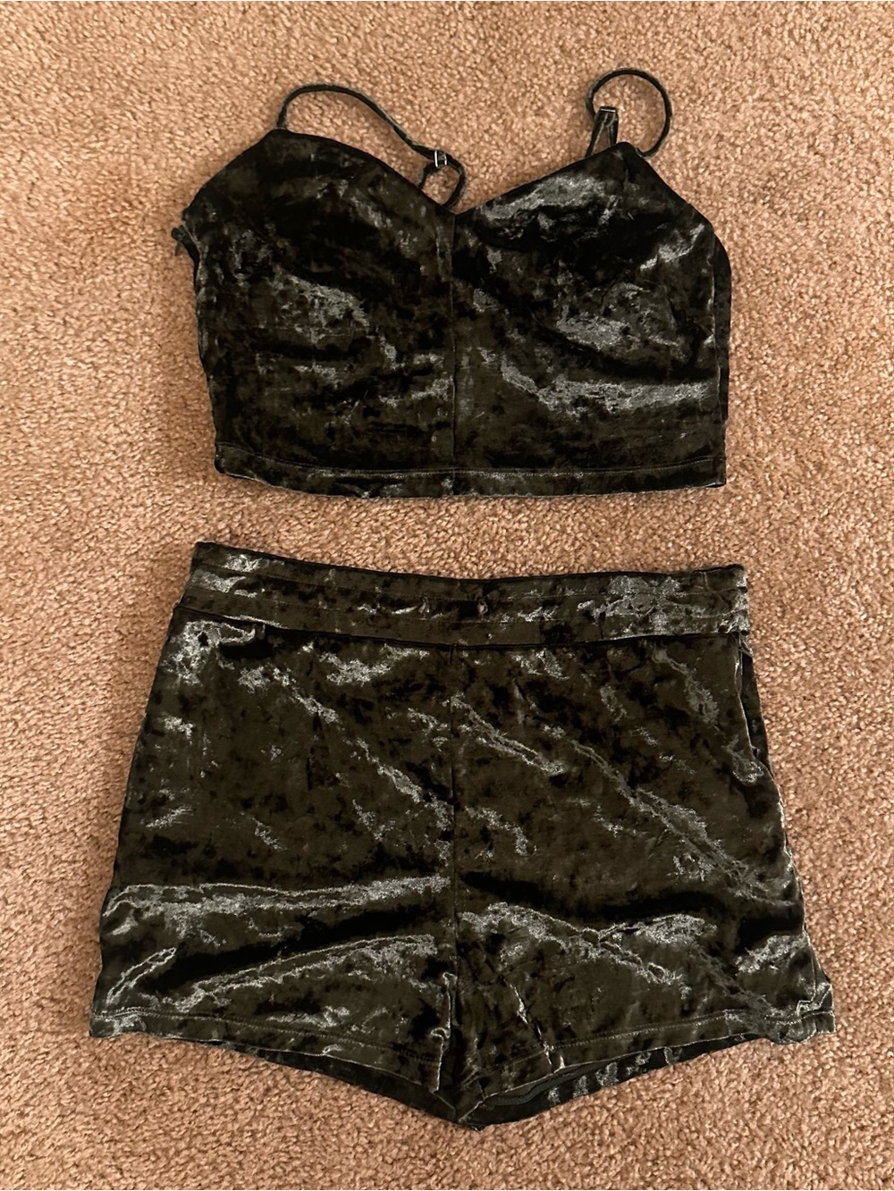 Buffbunny Collection Crushed Velvet 2-Piece Lounge Set Green Size M Top Shorts